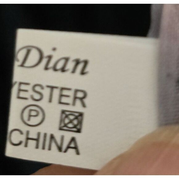 Elegant Sheer Scarf With Bird & Floral Design By Liang Dian nature elegant - Picture 4 of 12